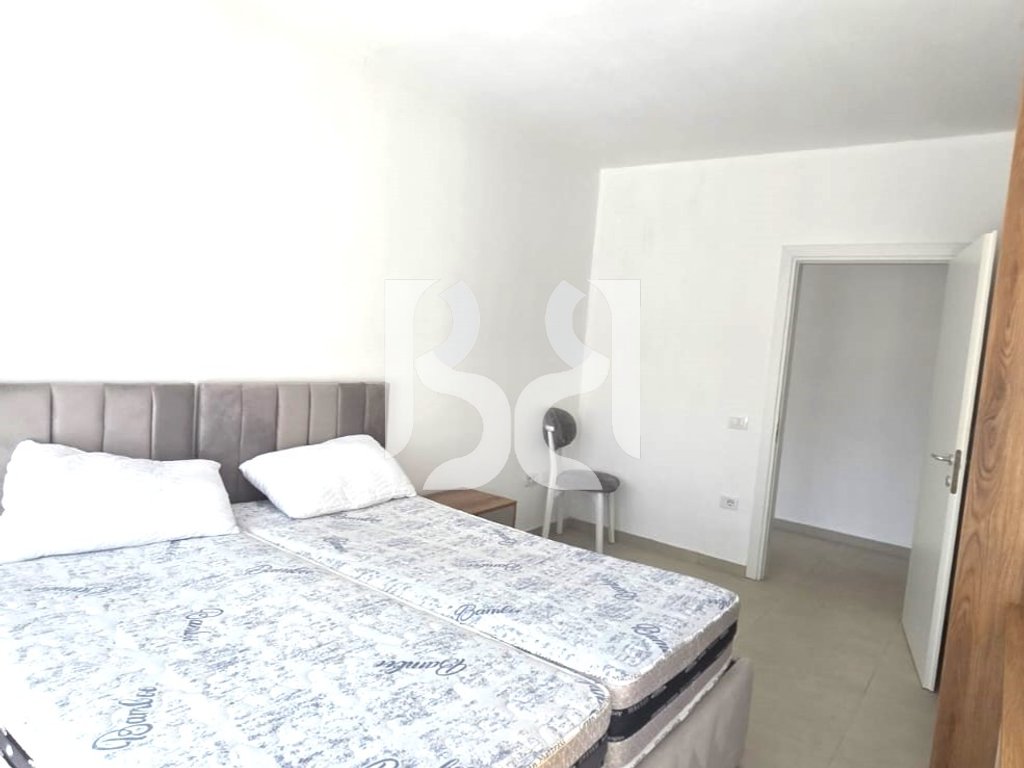 APARTAMENT 2+1+2 ME QIRA NE ASTIR 600 Euro 4