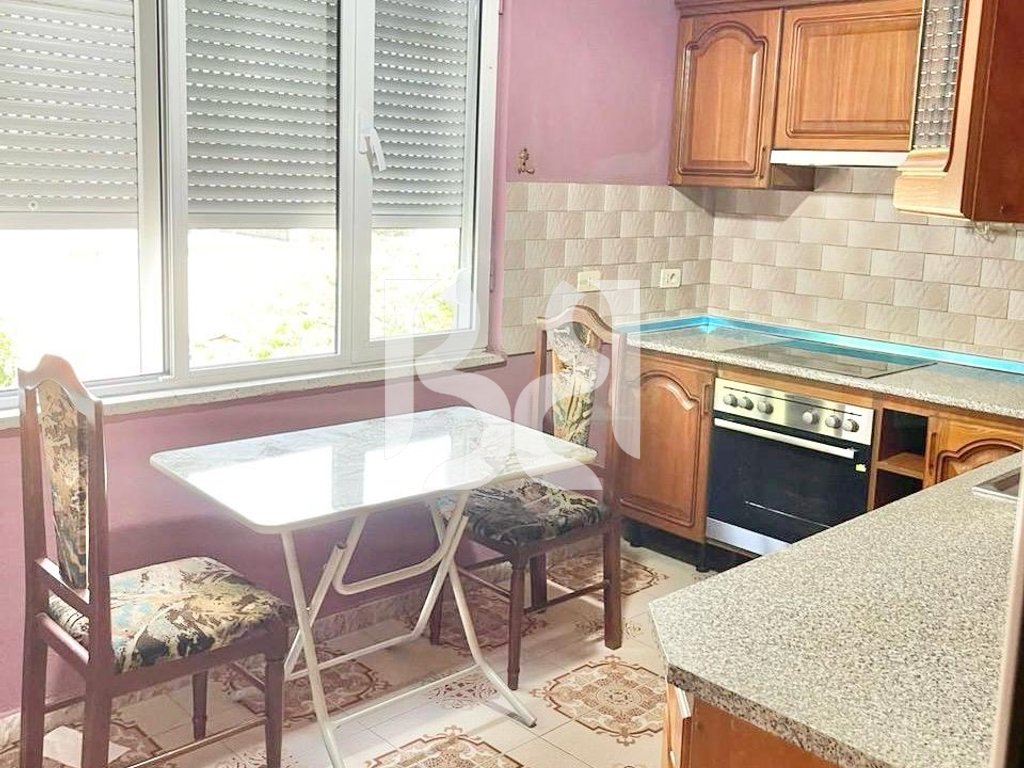 APARTAMENT ME QERA 2+1+2 BULEVARDI GJERGJ FISHTA 2