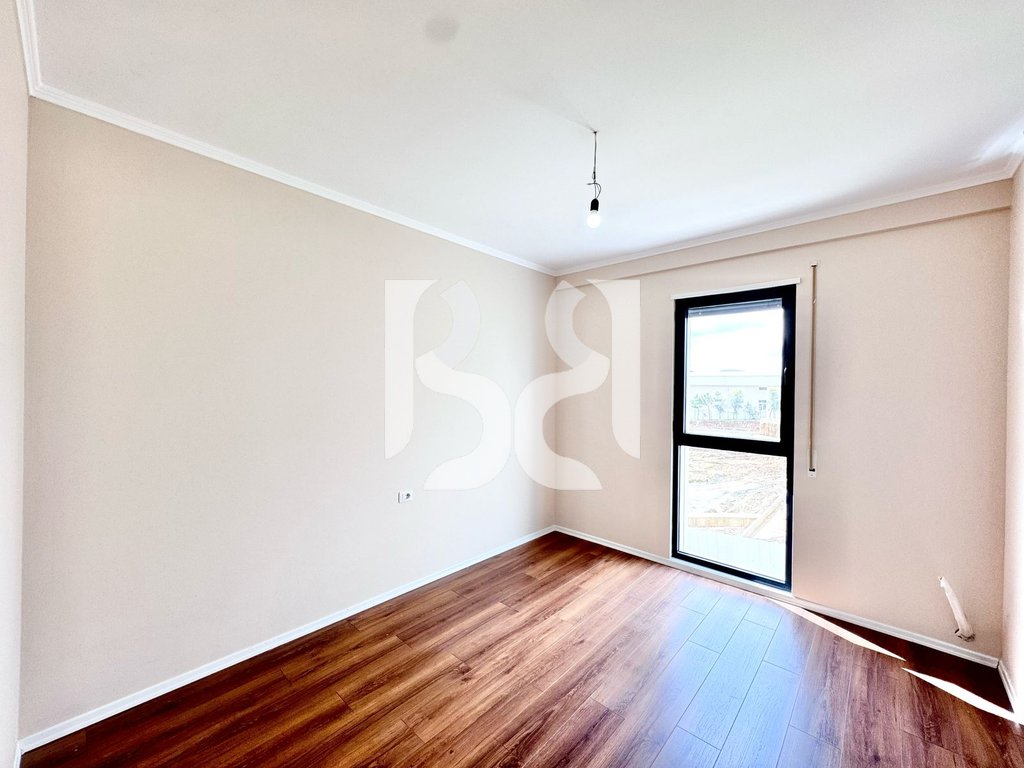 APARTAMENT ME QIRA 2+1+2+Depo +2 Poste Parkimi NE XHAMLLIK / KOMPLEKSI I ASL-S 4