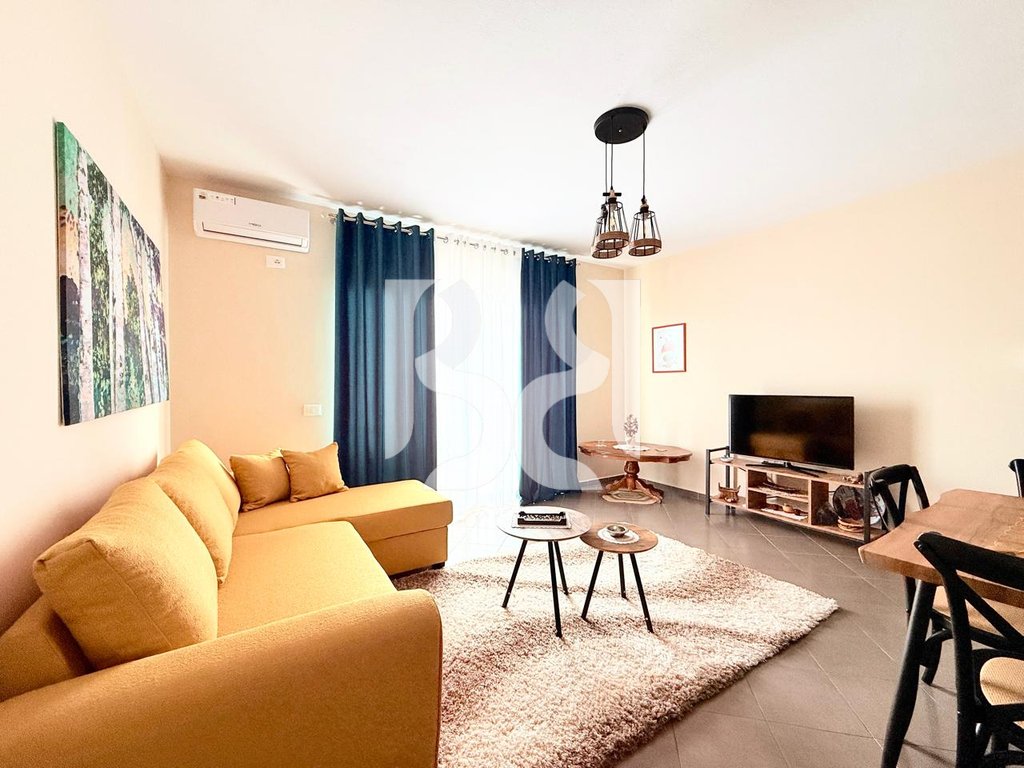APARTAMENT 2+1 ME QIRA KRISTAL CENTER 2