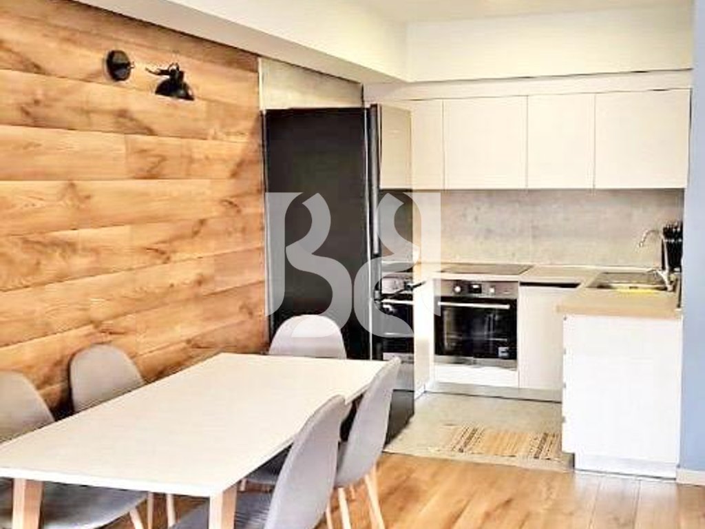 APARTAMENT TEK SHALLAVARET 1+1 ME QERA 3