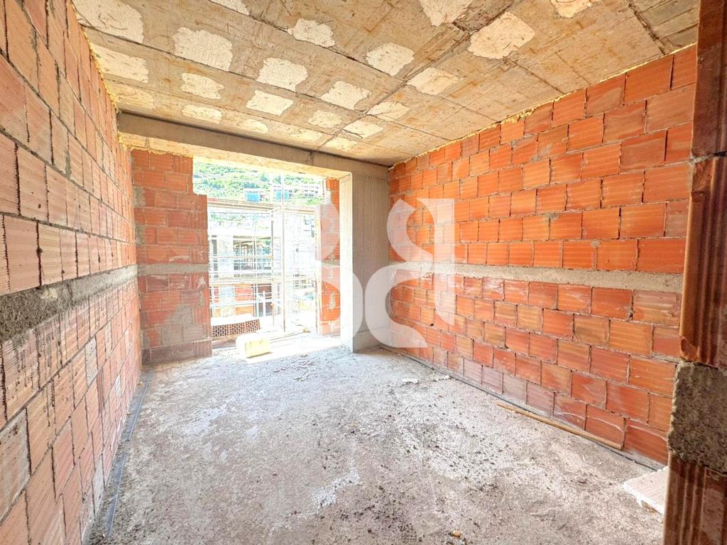 APARTAMENT 2+1+2+BALLKON NE SHITJE TEK KODRA E DIELLIT 3