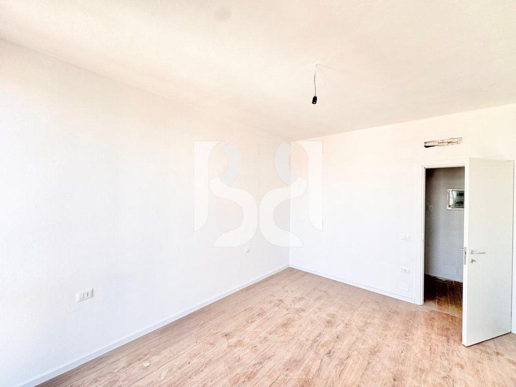 SHITET APARTAMENT 1+1 ME BALLKON - RRUGA JORDAN MISJA 2