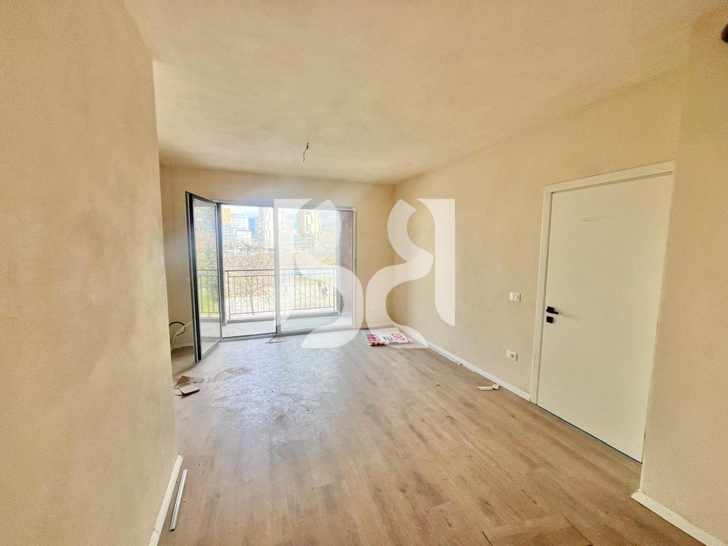 JEPET APARTAMENT 1+1+BALLKON PER ZYRA ISH FUSHA E AVIACIONIT* 3
