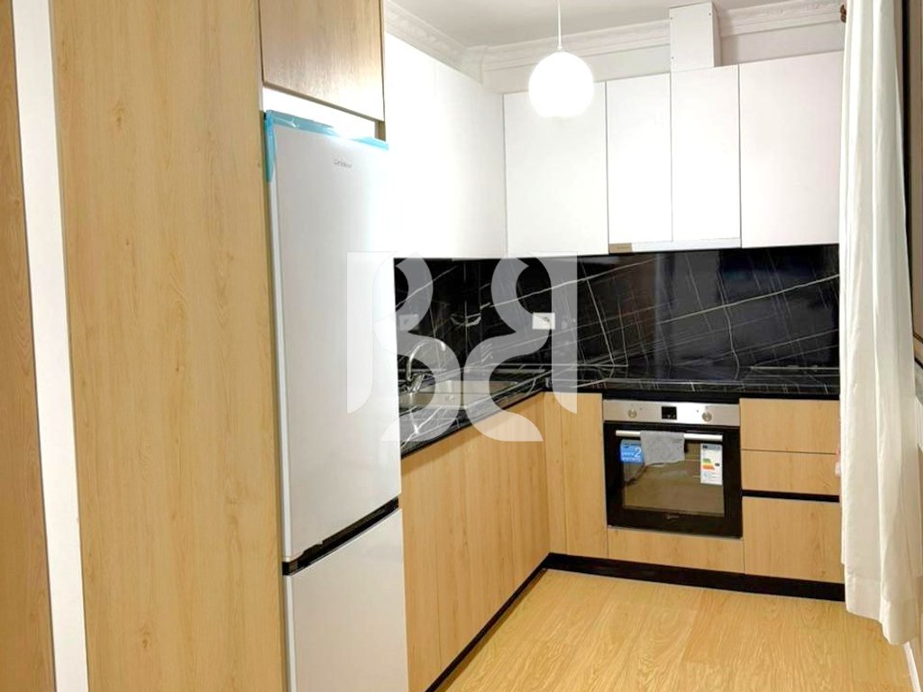 APARTAMENT 1+1+BALLKON ME QIRA NE ASTIR 4