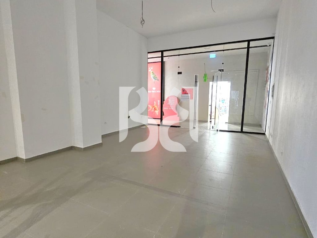 AMBIENT BIZNESI ME QIRA NE GARDEN BUILDING, RRUGA E KAVAJES