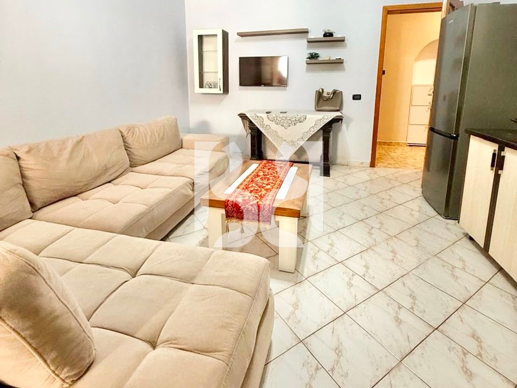 APARTAMENT ME QERA 1+1 TEK SHESHI WILSON