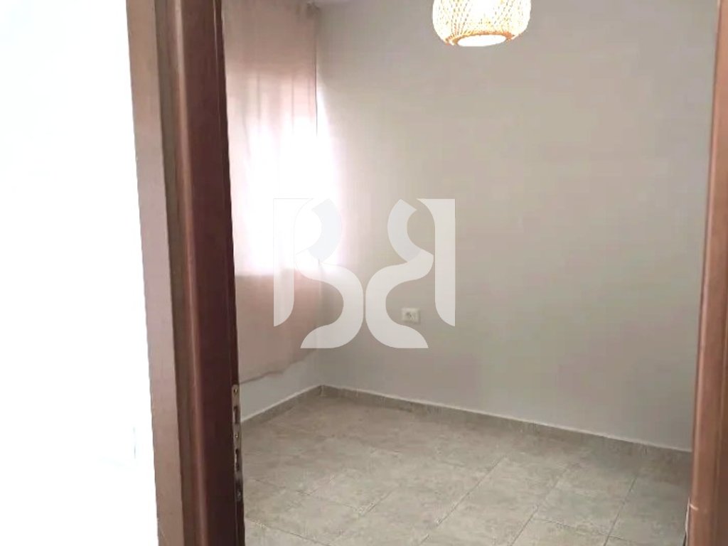 AMBIENT ZYRE ME QIRA PRANE BAR VOTRA, ISH FUSHA E AVIACIONIT* 4