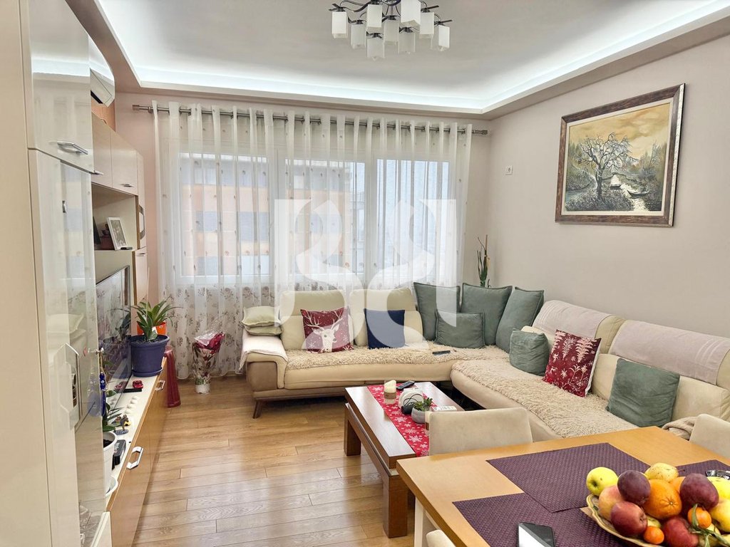 SHITET APARTAMENT 2+1+2 TOTALISHT I MOBILUAR ASTIR 3