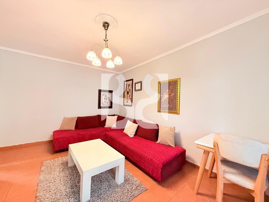 APARTAMENT ME QIRA TE ISH RESTORANT DURRESI 2+1 PRANE STACIONIT TE TRENIT 2