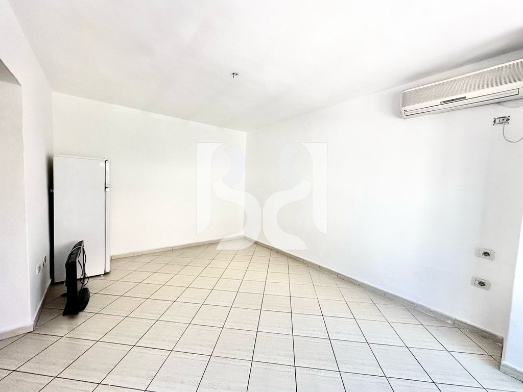 APARTAMENT 1+1 NE SHITJE TE RRUGA E DIBRES PRANE MINISTRISE SE MBROTJES
