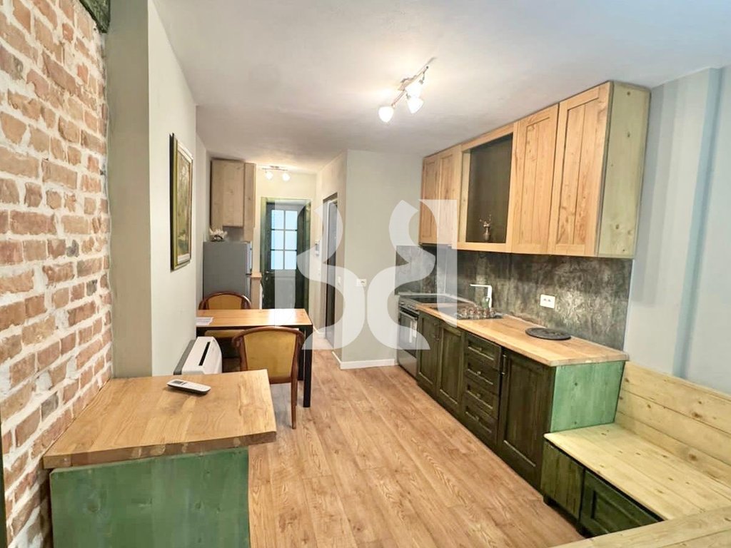 SHITEN 2 APARTAMENT GATI PER B*B NE POGRADEC 115,000 EURO*