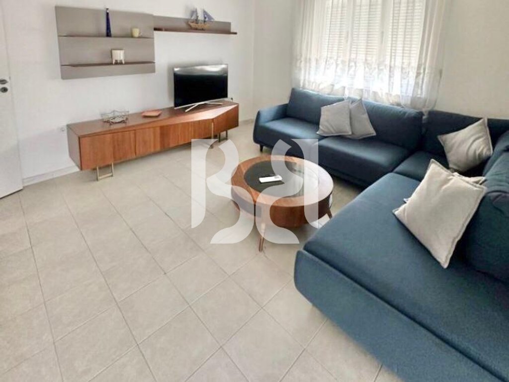 APARTAMENT 2+1 ME QIRA,PAZARI I RI