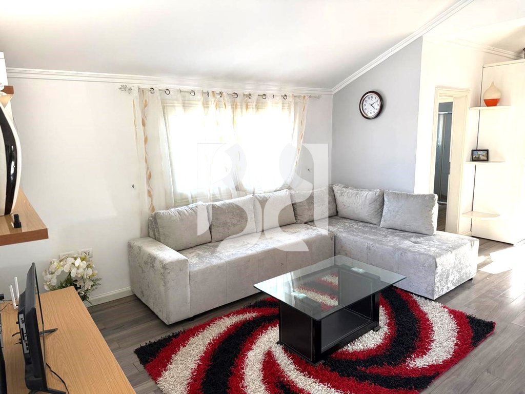 APARTAMENT 2+1 ME QERA – ALI DEMI (ISH FLABINA)* 2