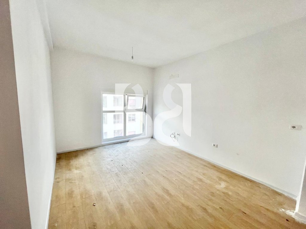 APARTAMENT 1+1+PARKING ME QIRA REZIDENCA KADIU ALI DEMI**