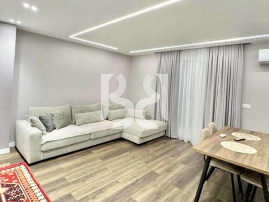 JEPET ME QIRA APARTAMENT 1+1 – ISH STACIONI I TRENIT, TIRANË