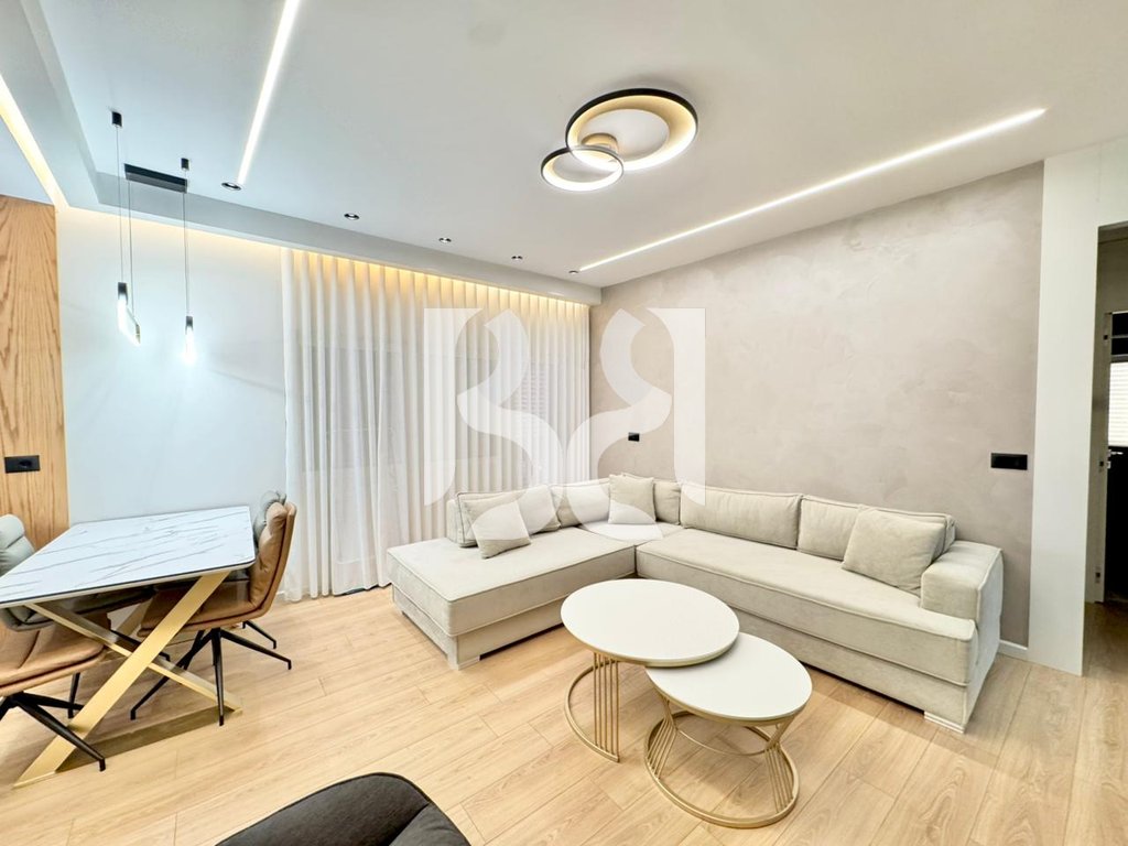 APARTAMENT ME QIRA 1+1 NE FARKE /LAKE LAND – Mobilim Modern dhe Vendndodhje Strategjike* 2