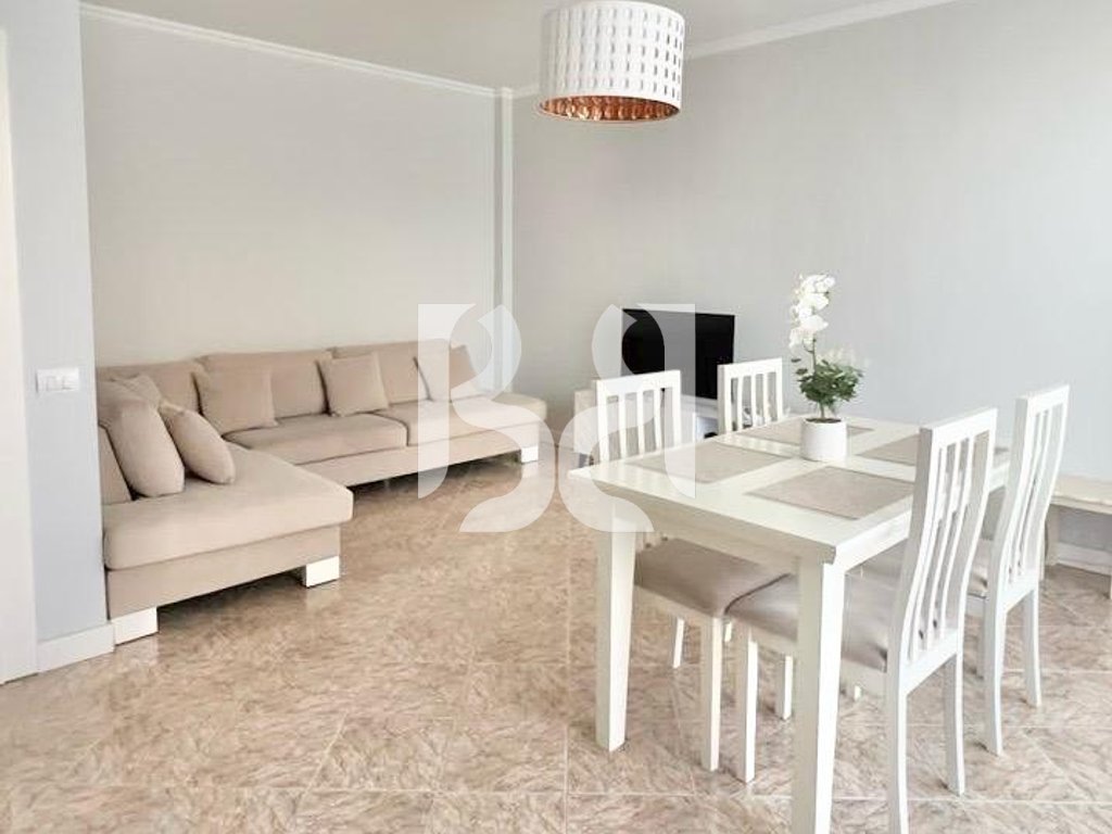 SHITET APARTAMENT 1+1 NE DURRES PRANE PLAZHIT ILIRIA 2