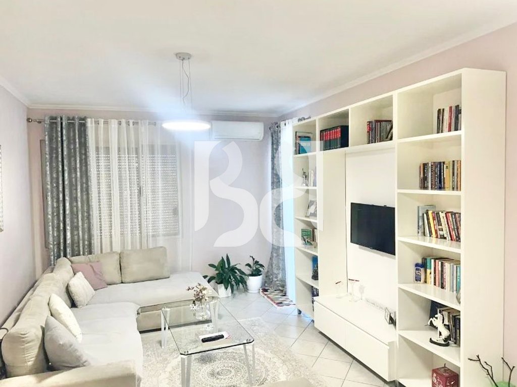 APARTAMENT 1+1 ME QERA NE ASTIR*