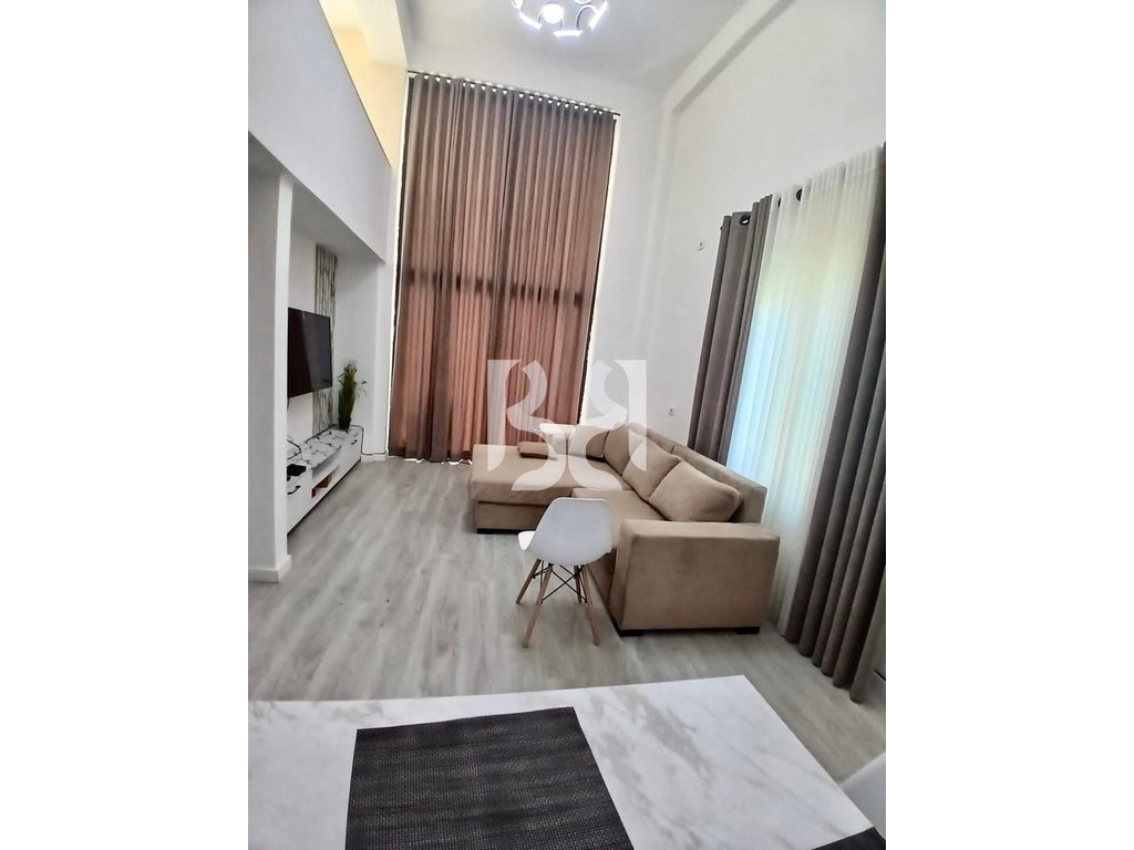 APARTAMENT DUBLEX 2+1+BALLKON, LIQENI I THATE 2