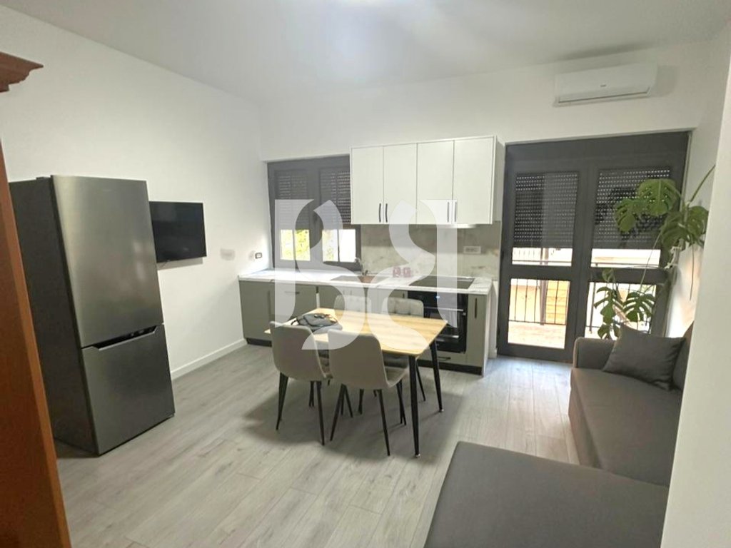 APARTAMENT 1+1+BALLKON ME QIRA NE SHKOZE 3