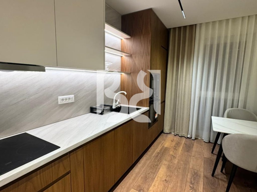 JEPET APARTAMENT 2+1 ME QIRA NE XHAMLLIK.* 3