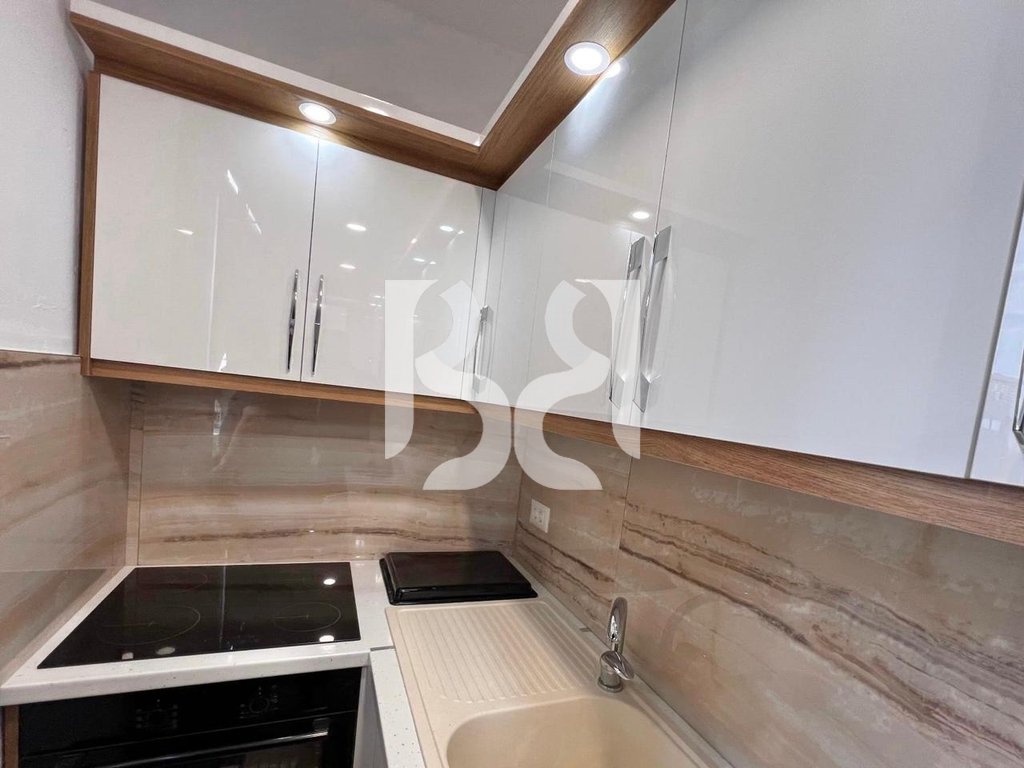 APARTAMENT 1+1 ME QIRA, ZOGU I ZI 3