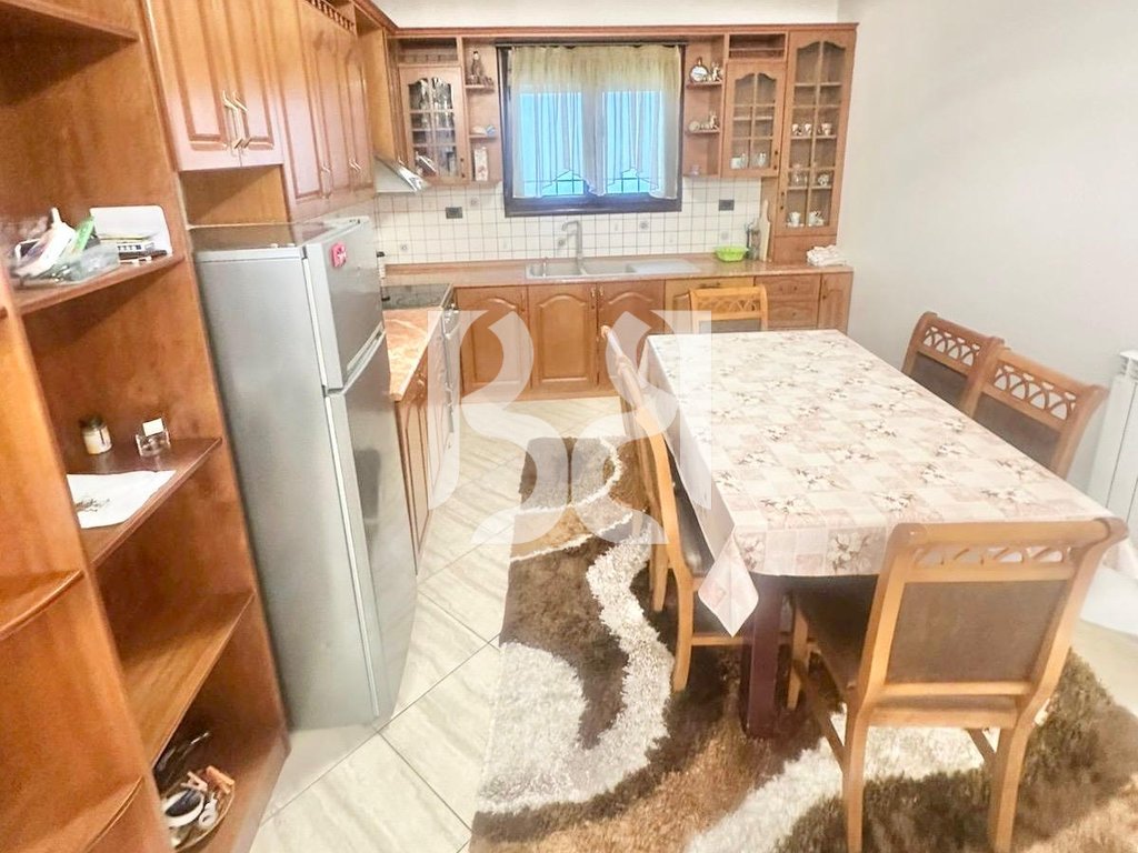 APARTAMENT 2+1 ME QERA PRANE UET,PORCELAN 3