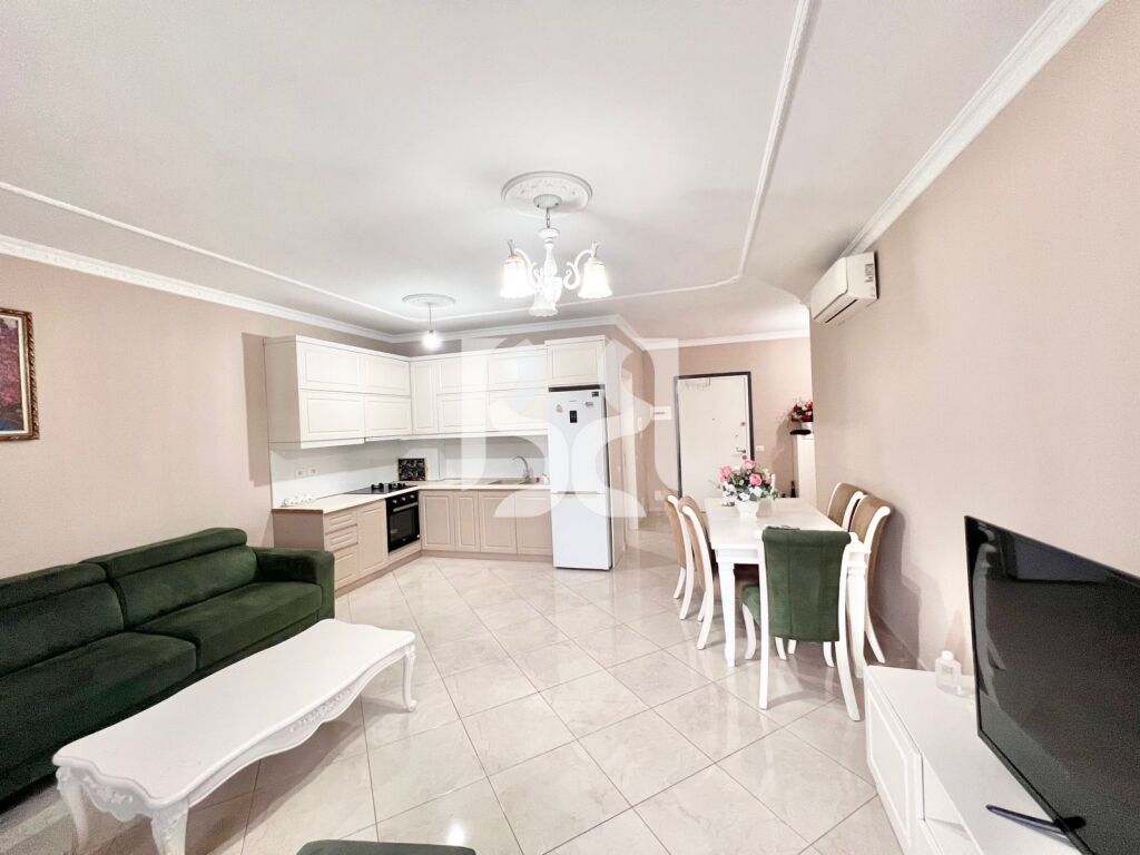 JAPIM APARTAMENT ME QIRA 2+1+2 NE GREEN CITY ASTIR 3