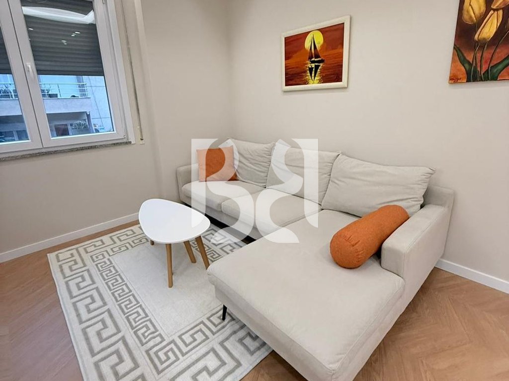 APARTAMENT 2+1 ME QERA TEK LIQENI I THATË