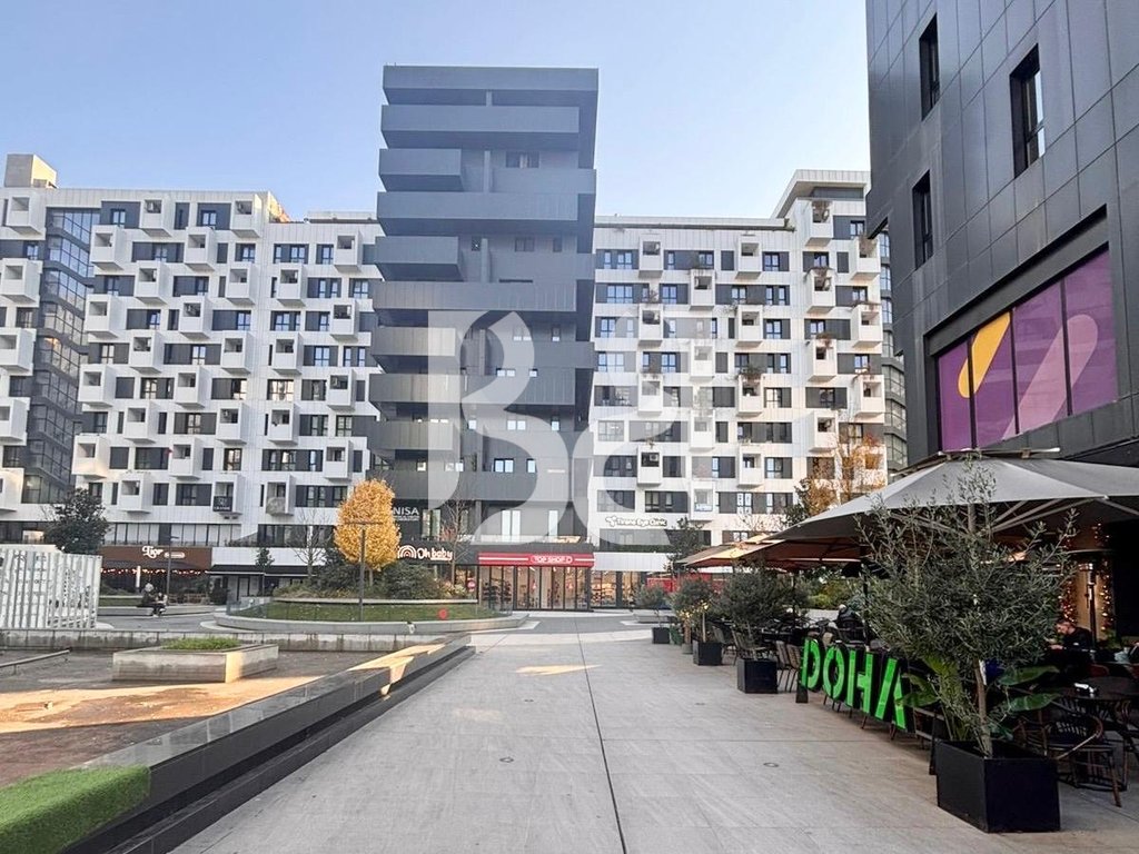 SHITET APARTAMETN 1+1 NE SQUARE 21 NE RRUGEN E KAVAJES