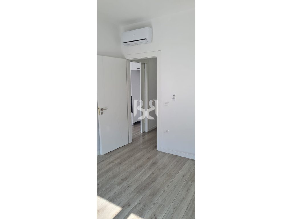 JEPET APARTAMENT 1+1 ME QIRA NE PORCELAN* 2