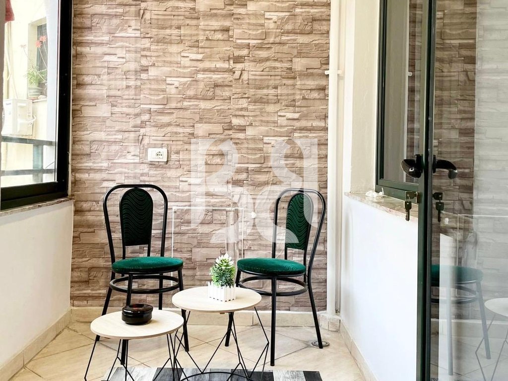 APARTAMENT ME QIRA 2+1+2 TE ISH STACIONI I TRENIT 4