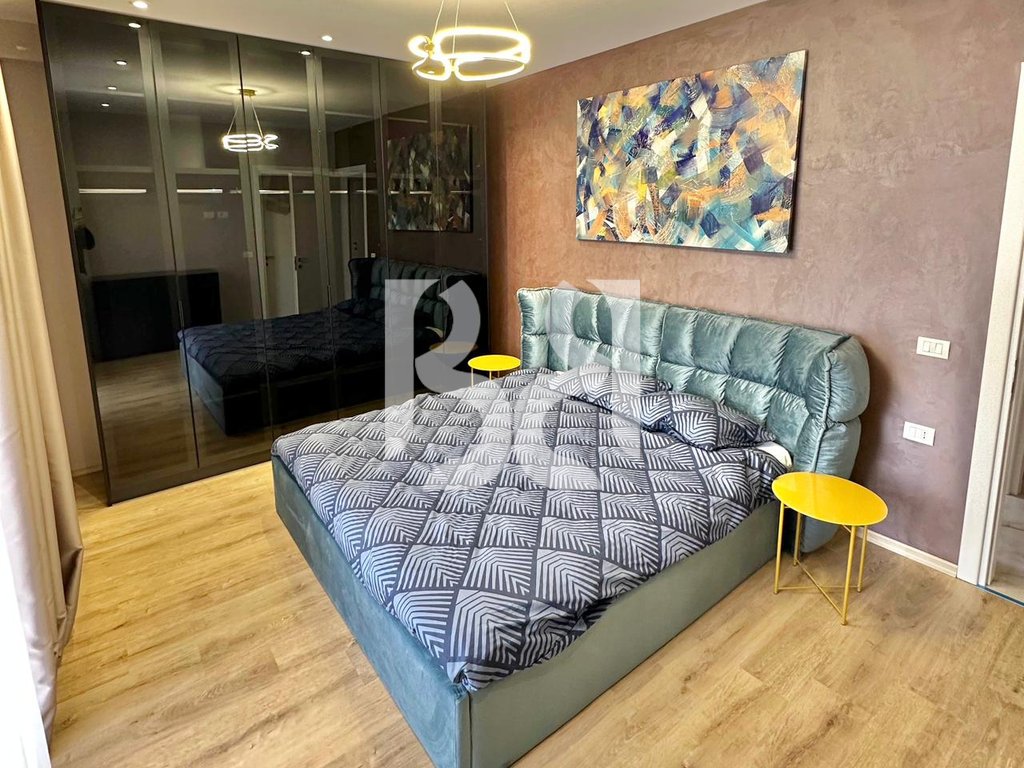 APARTAMENT ME QIRA 3 +1+2+POST PARKIMI NE FARKE /LAKE LAND – Mobilim Modern dhe Vendndodhje Strategjike* 4
