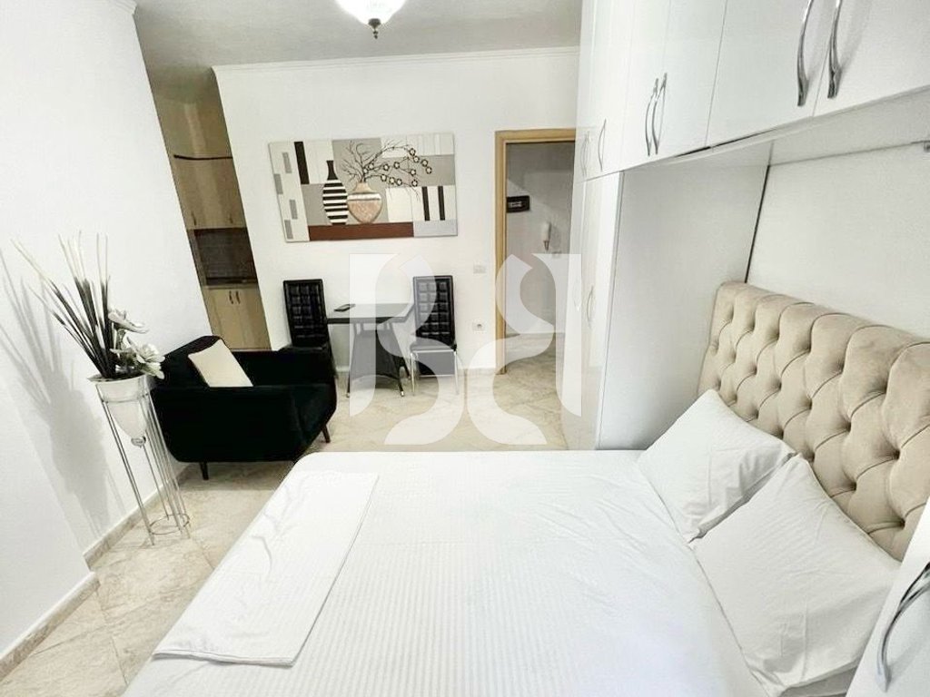APARTAMENT ME QERA 1+1 NE QENDER 4
