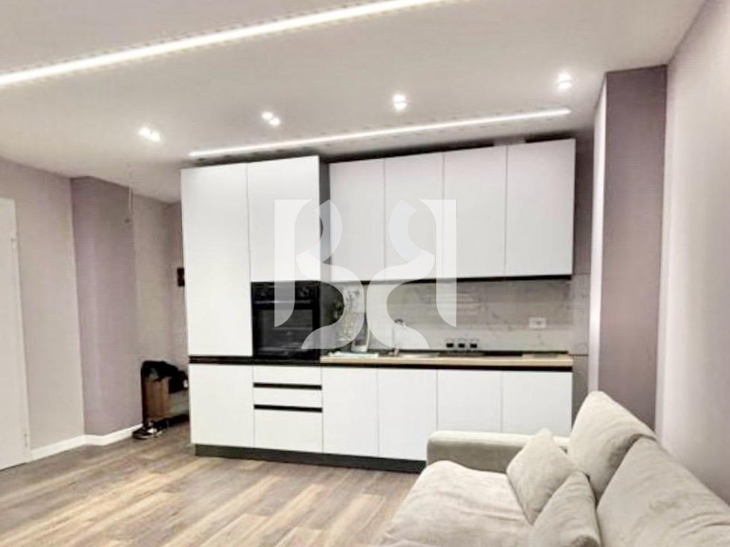 JEPET ME QIRA APARTAMENT 1+1 – ISH STACIONI I TRENIT, TIRANË 3