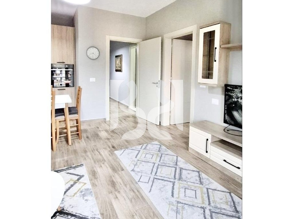 APARTAMENT 1+1+POST PARKIMI ME QIRA, TE ISH-FUSHA E AVIACIONIT 3