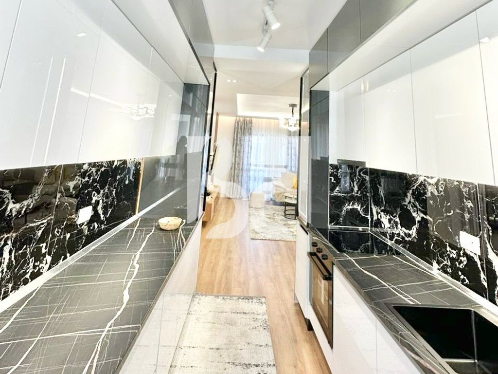 APARTAMENT NE SHITJE 2+1+2 TEK PALLATI ME SHIGJETA 3