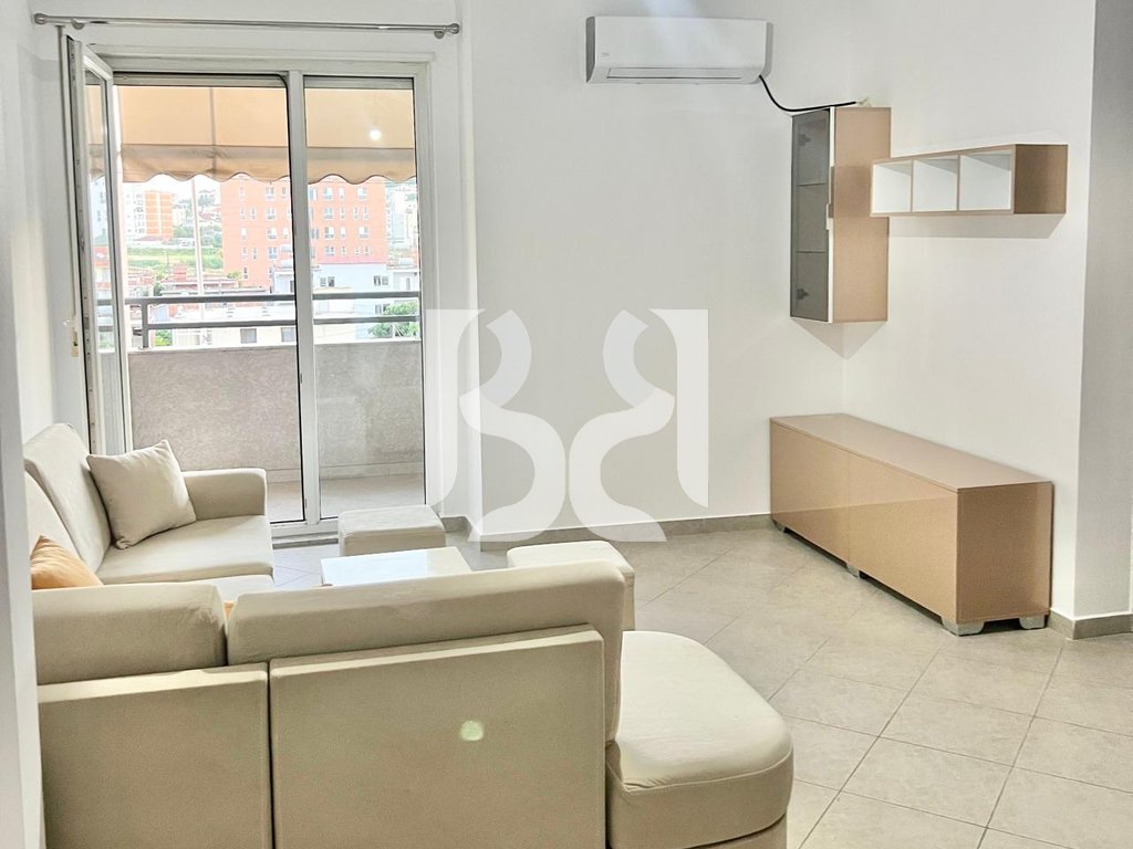 APARTAMENT ME QERA 2+1 NE ASTIR TE VILA L
