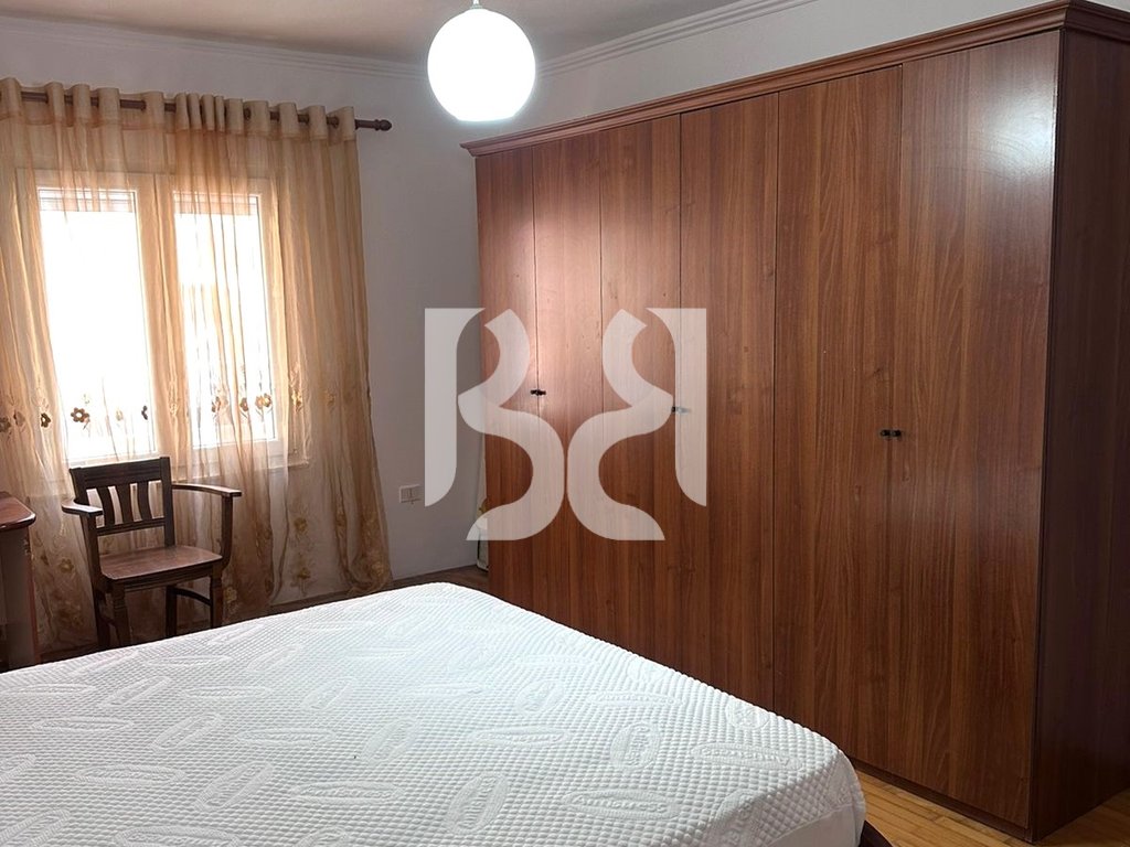 APARTAMENT ME QIRA 2+1 RRUGA DRITAN HOXHA 4