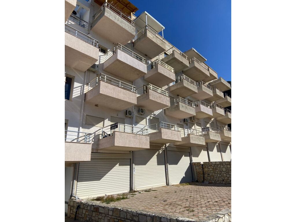 Shesim 2 Apartamente ne Jonufer te Aksionistja ne Vlore