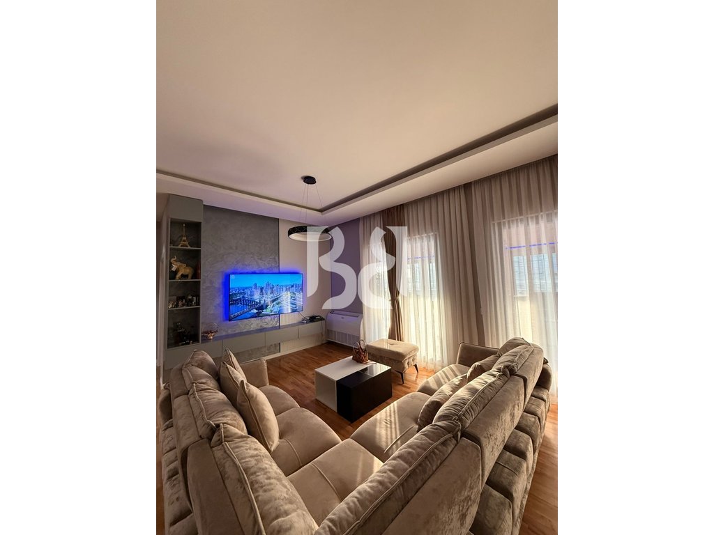 *PENTHOUSE NE SHITJE, QESARAKE 2