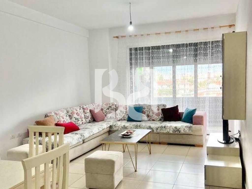 APARTAMENT ME QIRA 2+1+2 NE ASTIR Rr.3 DESHMORET