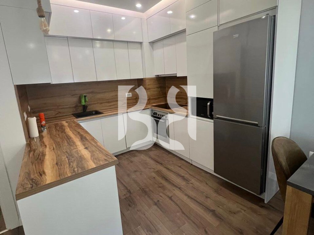 APARTAMENT 2+1+2 DHE POST PARKIMI ME QIRA TE KINOSTUDIO (POLICIA RRUGORE) 4