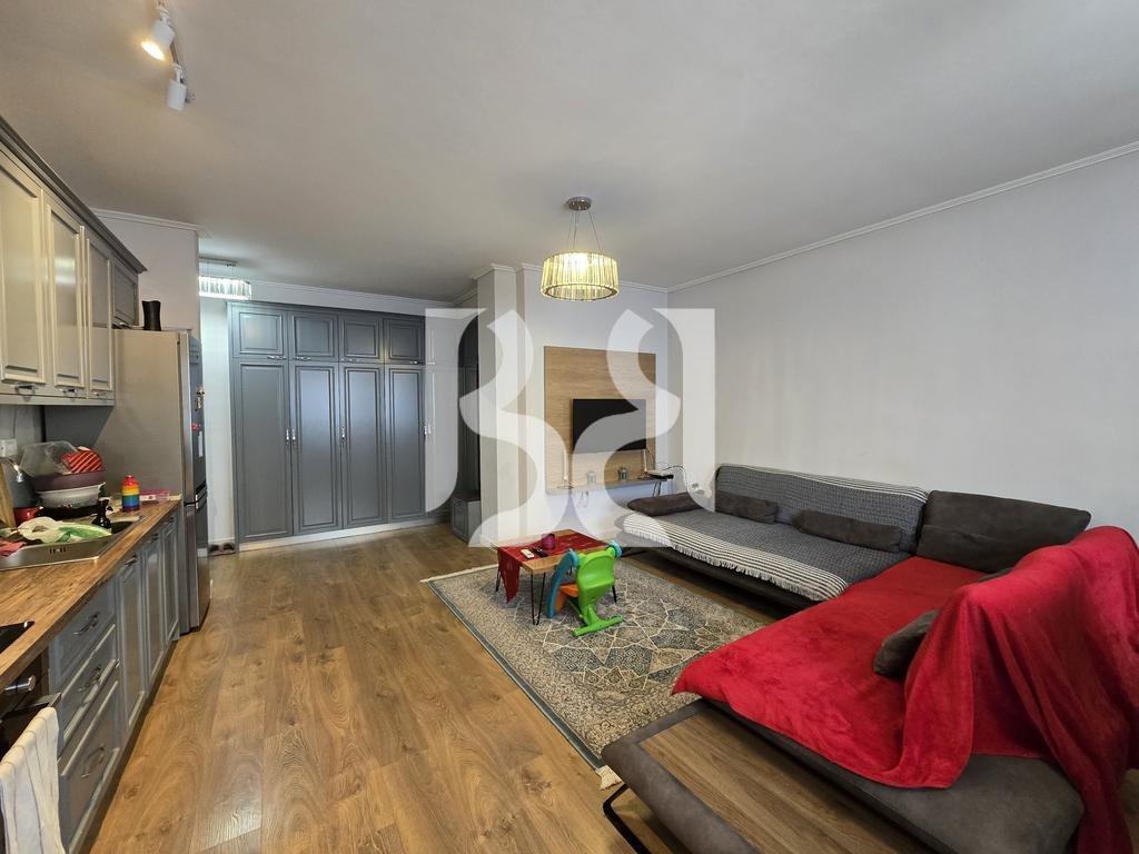 APARTAMENT ME QIRA NE 5 MAJI 1+1 TE SHKOLLA TIRANA JONE