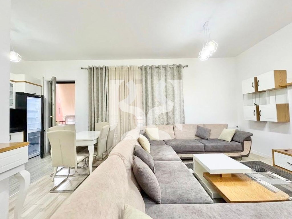 APARTAMENT 2+1+2 ME QERA TE KOMPLEKSI DELIJORGJI 2