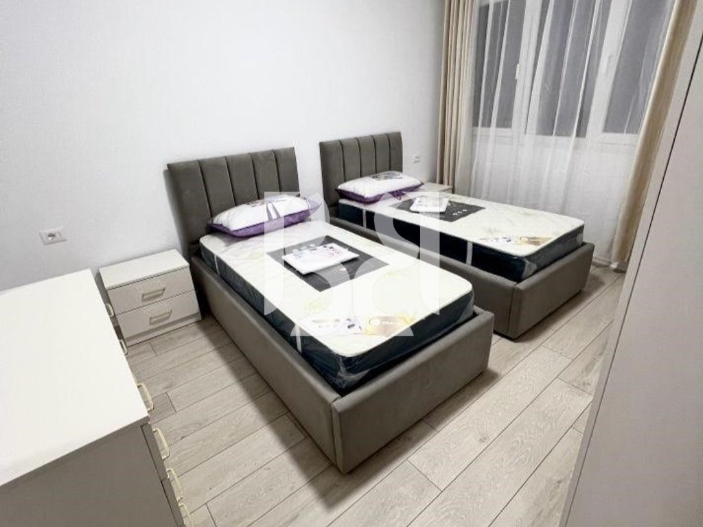 *APARTAMENT 2+1+ BALLKON ME QIRA, RIVER RESIDENCE 4