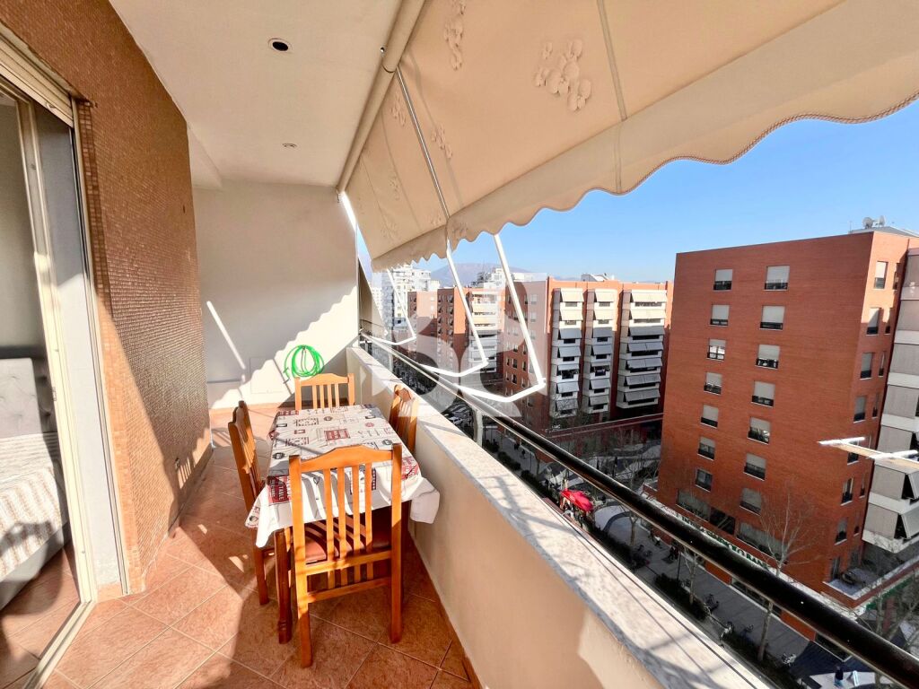 JAPIM APARTAMENT ME QIRA 2+1 TE RRUGA E KAVAJES 3