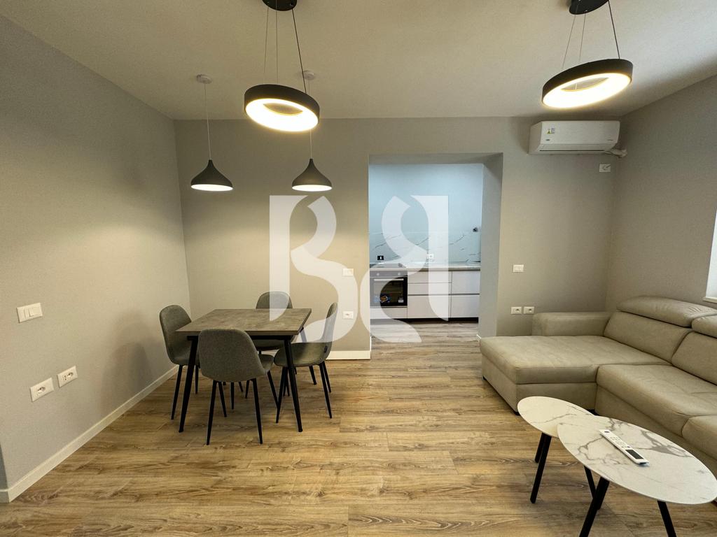 JEPET APARTAMENT 1+1 ME QIRA TEK BULEVARDI ZOGU 1. 3