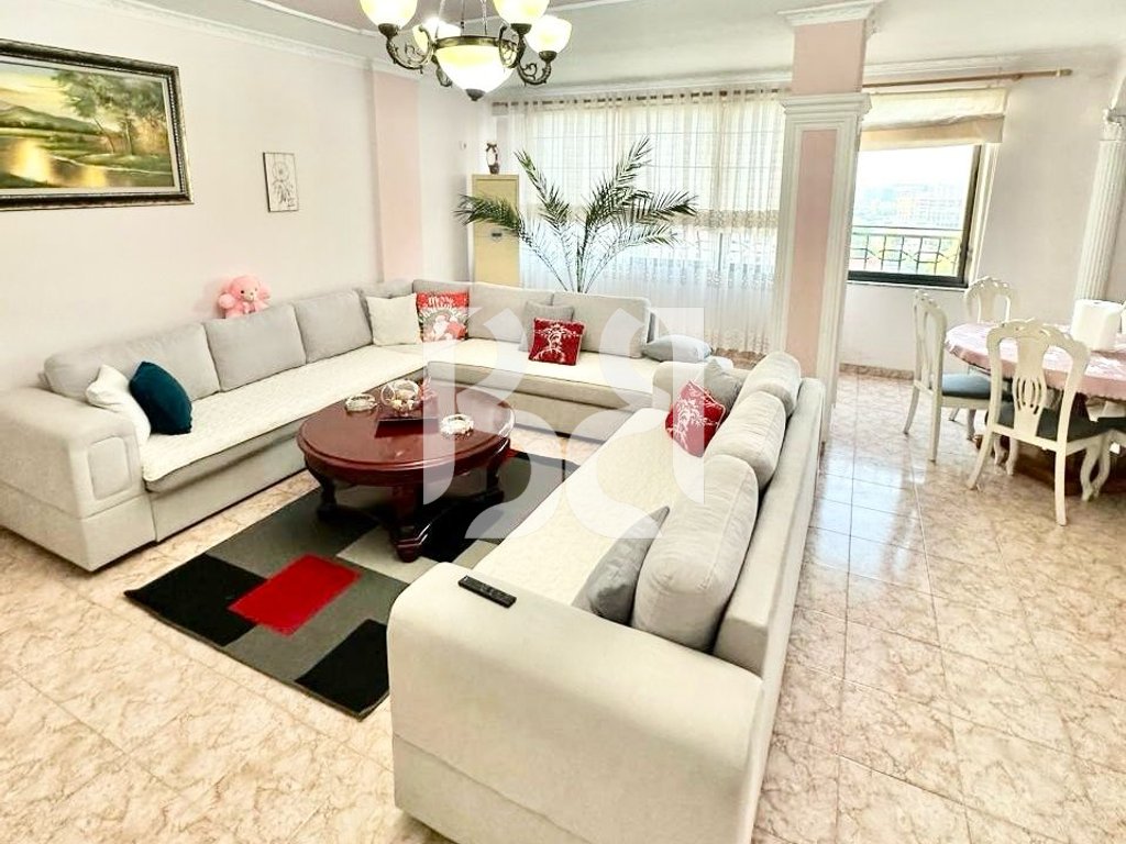 APARTAMENT ME QIRA 2+1+2 TE PALLATI ME SHIGJETE,RRUGA E KAVAJES 2
